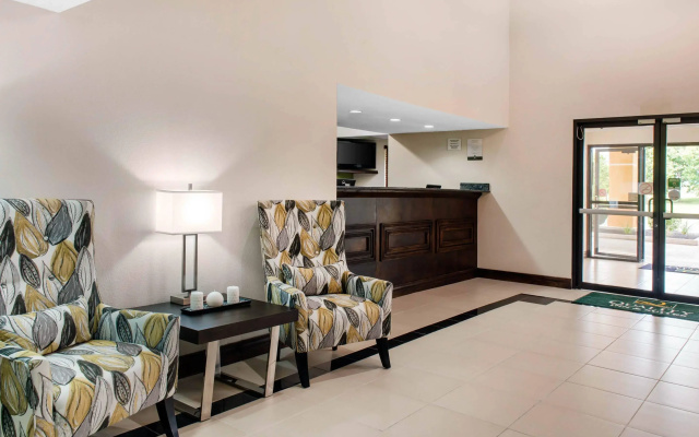 photo 5 of Quality Inn & Suites Anderson I-69