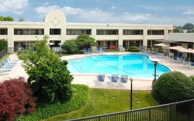 photo 3 of Quality Inn & Suites Wilmington
