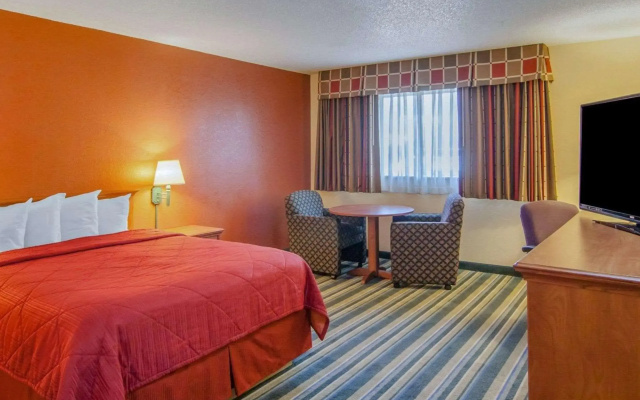 photo 5 of Quality Inn & Suites Medford Airport