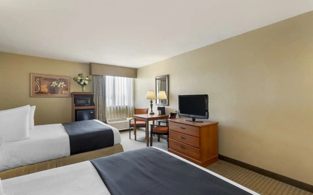 photo 5 of Quality Inn & Suites Historic St. Charles