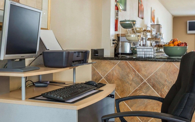 photo 4 of Quality Inn & Suites Monroe