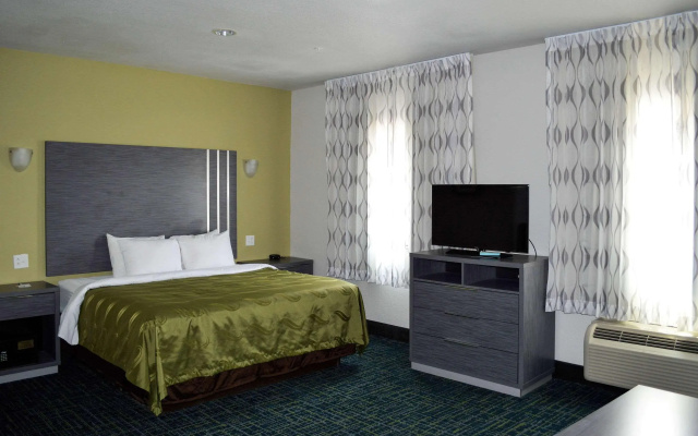 photo 4 of Quality Inn and Suites New Braunfels