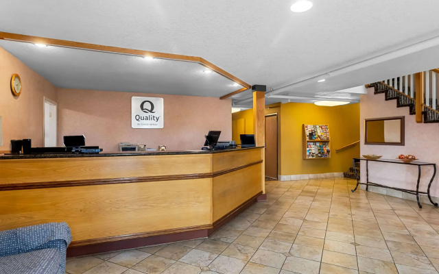 photo 2 of Quality Inn And Suites Vancouver