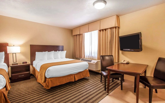 photo 3 of Quality Inn And Suites Vancouver