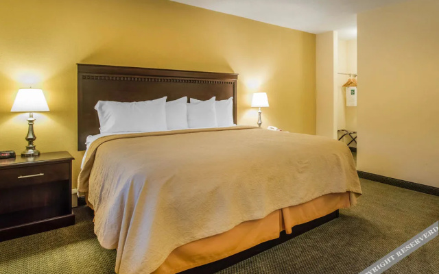 photo 3 of Quality Inn At Quechee Gorge