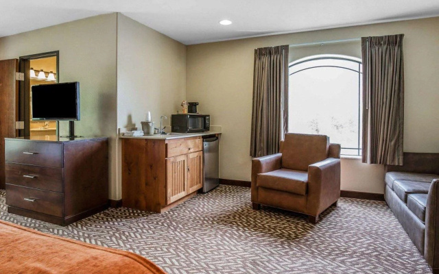 photo 3 of Quality Inn Springdale at Zion Park