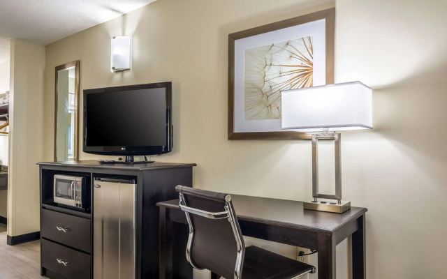 photo 5 of Quality Inn University Area