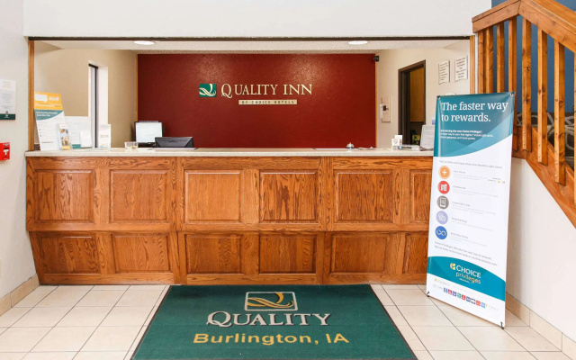 photo 2 of Quality Inn Burlington near Hwy 34