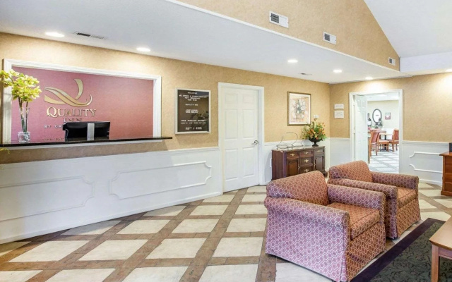 photo 2 of Quality Inn Carrollton Medical Center