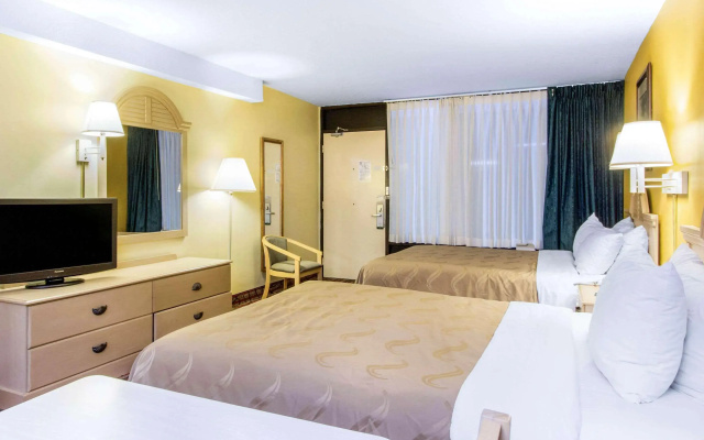 photo 5 of Rodeway Inn Central Clearwater Beach