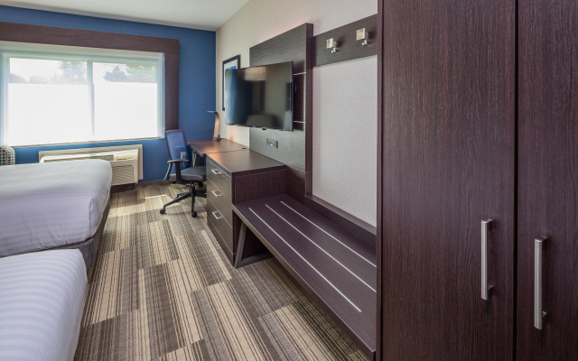 photo 5 of Holiday Inn Express Sunnyvale - Silicon Valley by IHG