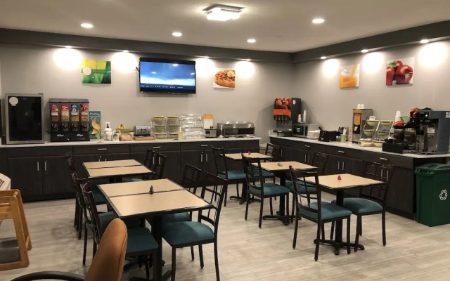 photo 5 of Quality Inn & Suites
