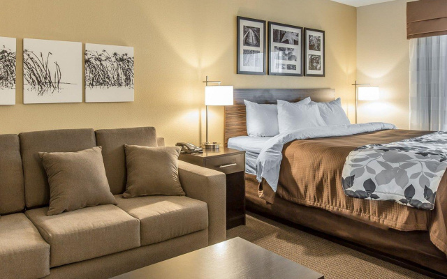 photo 4 of Quality Inn Decatur River City