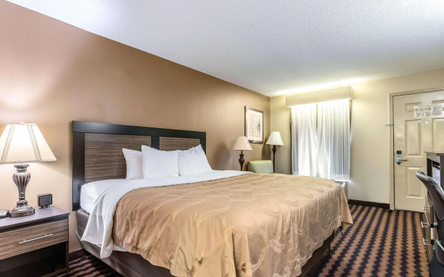 photo 4 of Quality Inn Decatur River City