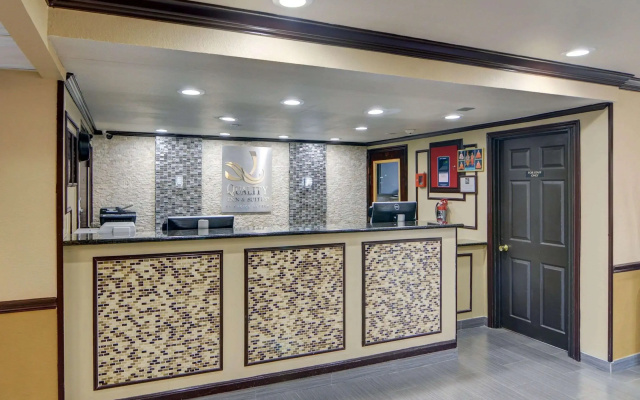 photo 2 of Quality Inn DFW Airport North