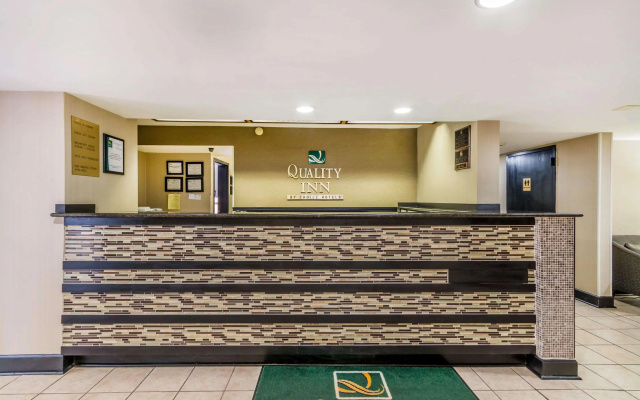 photo 3 of Quality Inn Savannah I-95