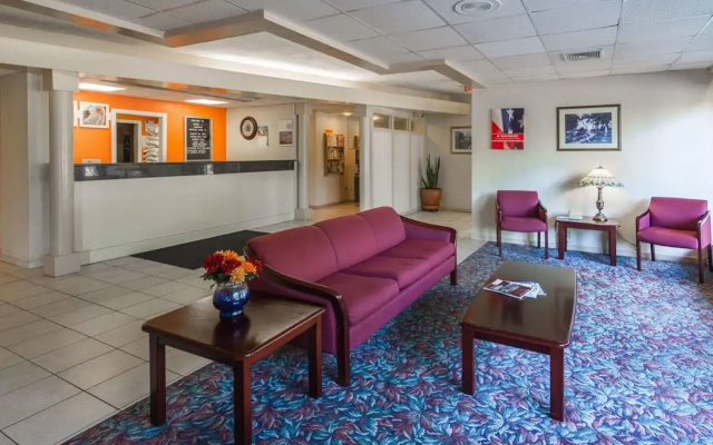 photo 2 of Motel 6 Groton, CT—Casinos Nearby