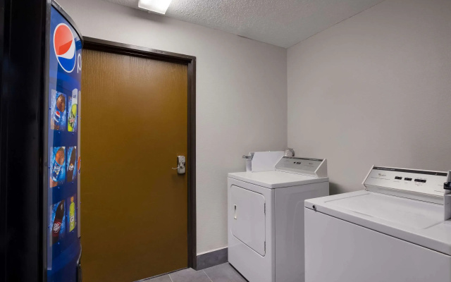 photo 3 of Quality Inn Hall of Fame
