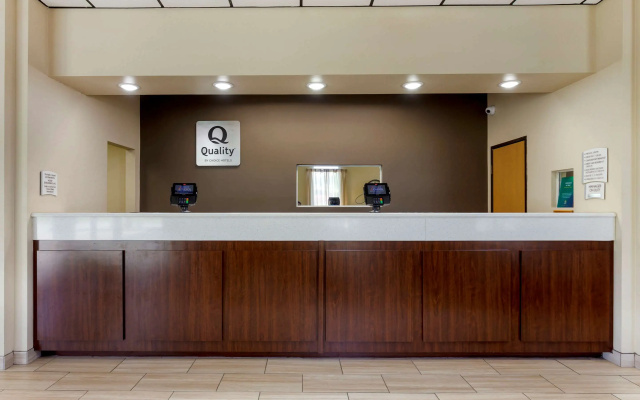 photo 2 of Quality Inn Harrison North