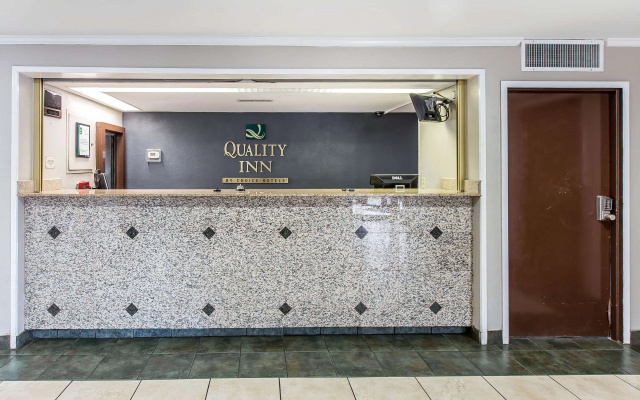 photo 2 of Quality Inn Homewood