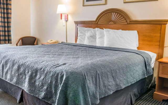 photo 5 of Quality Inn Kalamazoo near Wings Stadium