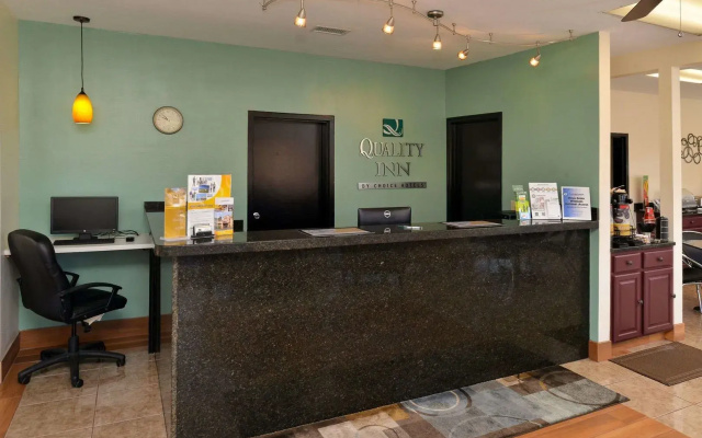 photo 2 of OYO Hotel Lake Park/Valdosta I-75, Exit 5