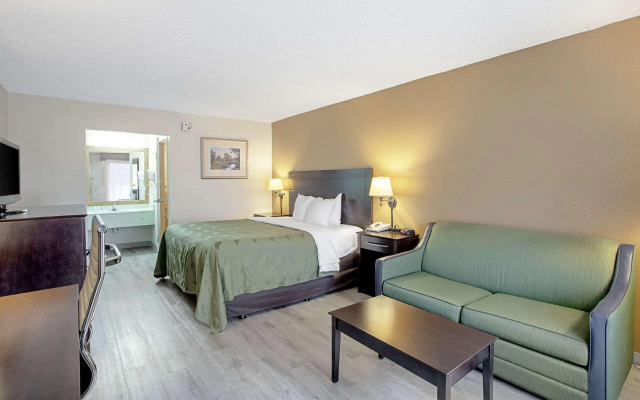 photo 5 of Quality Inn & Suites Live Oak I-10 Exit 283