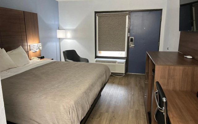 photo 4 of Quality Inn Madison - Huntsville