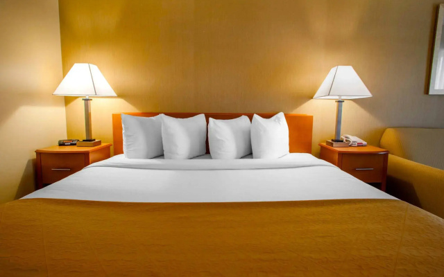 photo 4 of Quality Inn Meadowlands