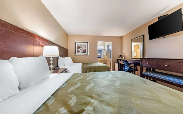 photo 5 of Scottish Fairway Inn