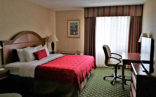 photo 4 of Mystic River Hotel & Suites