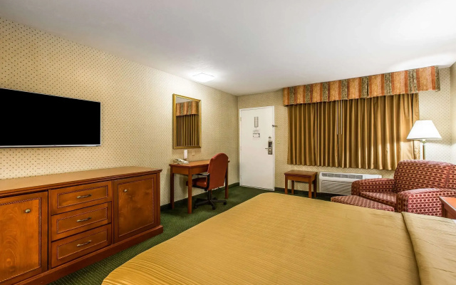 photo 5 of Quality Inn Near China Lake Naval Station
