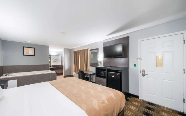 photo 3 of Quality Inn Near Medical Center