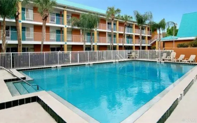 photo 4 of Quality Inn North