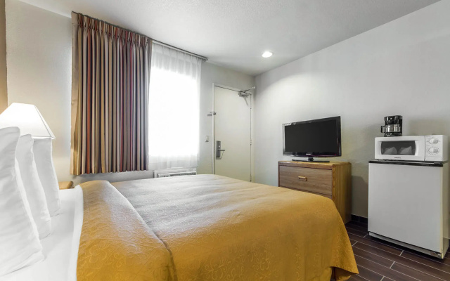 photo 4 of Quality Inn Oakland Airport