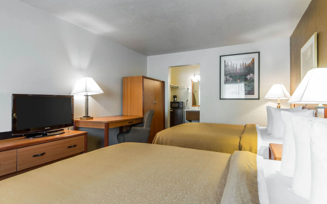 photo 5 of Quality Inn Oakland Airport