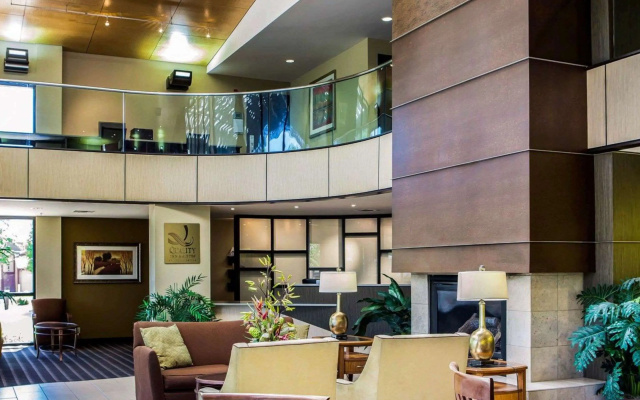 photo 2 of Quality Inn & Suites Peoria North