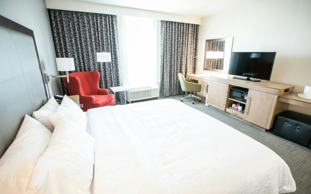 photo 4 of Hampton Inn & Suites Tempe/Phoenix Airport, AZ