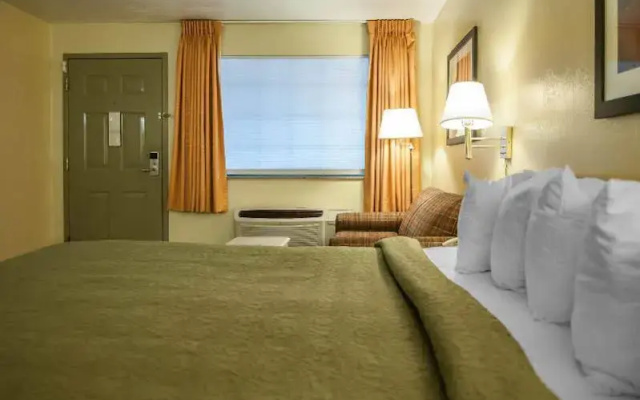 photo 4 of Quality Inn Santa Rosa