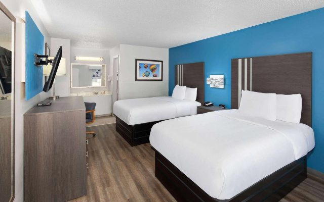 photo 4 of Baymont by Wyndham Selma