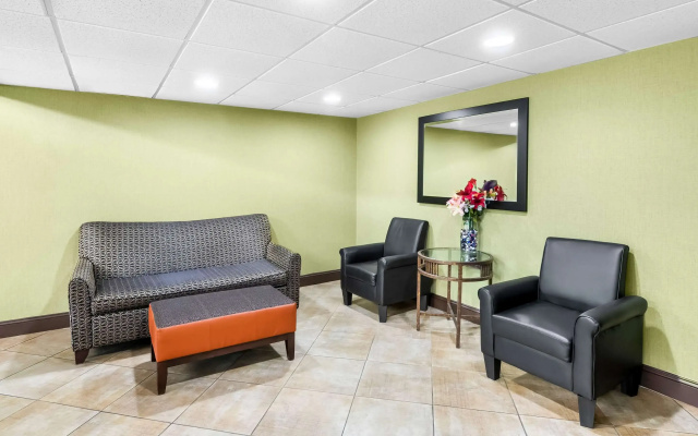 photo 2 of Quality Inn Selma - Smithfield