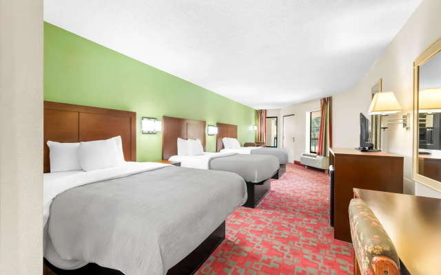 photo 4 of Quality Inn Selma - Smithfield
