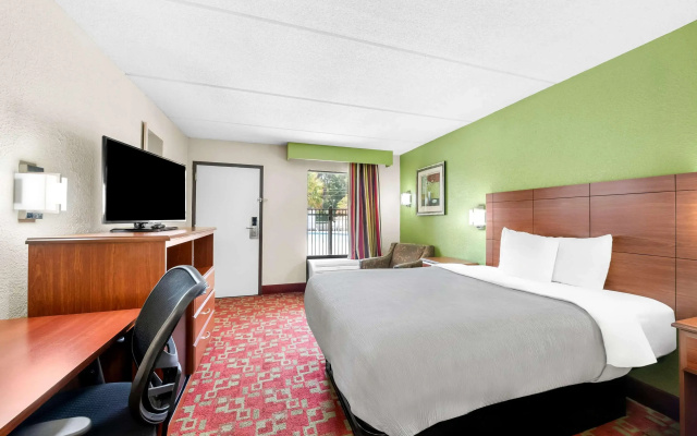 photo 5 of Quality Inn Selma - Smithfield