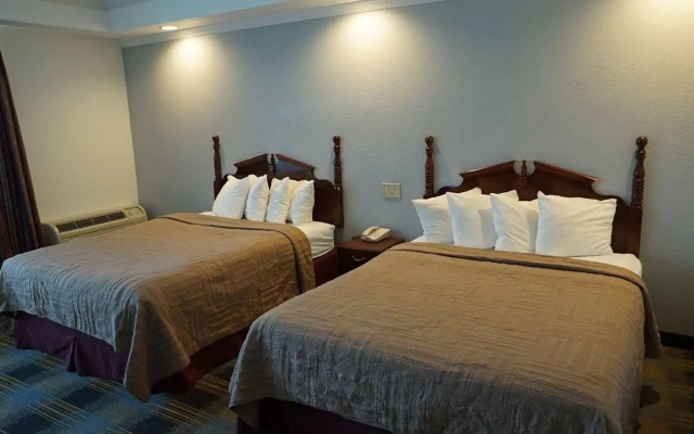 photo 3 of Riverview Inn & Suites