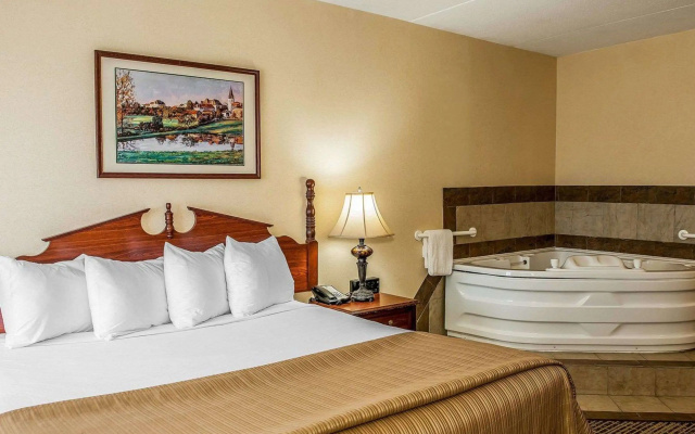 photo 2 of Quality Inn University Area