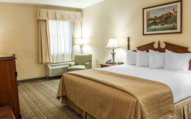 photo 5 of Quality Inn University Area