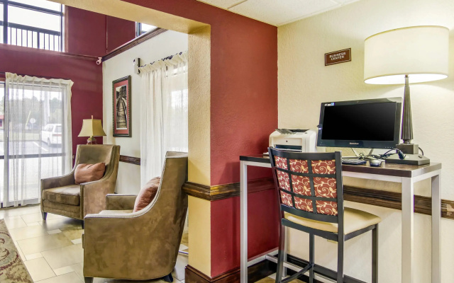 photo 3 of Quality Inn Stone Mountain