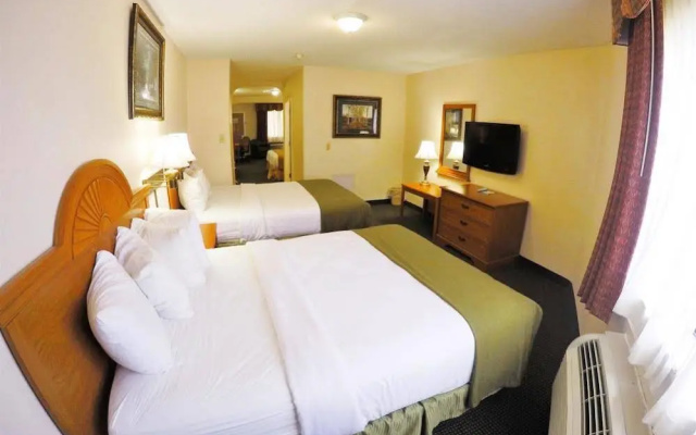 photo 2 of Quality Inn & Suites