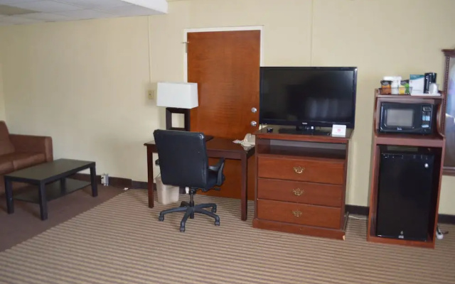 photo 5 of QUALITY INN &amp; SUITES