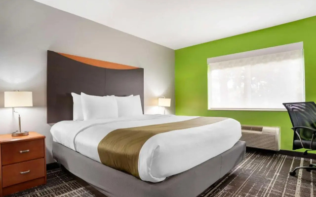 photo 3 of Quality Inn & Suites Birmingham